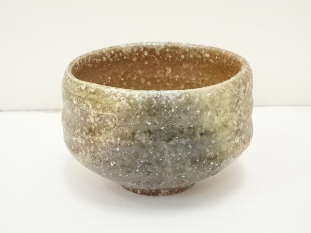 道具 ] - 道具 信楽焼 上出喜山造 茶碗（共箱） | ネットショップ圭